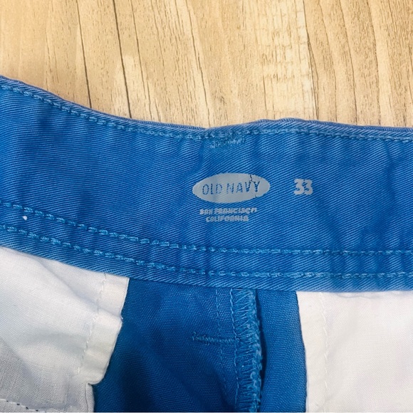 Men’s blue old navy shorts size 33 - Picture 2 of 5